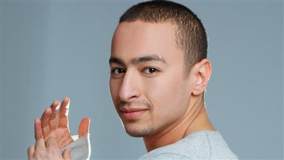 حمادة هلال: سعيد بالتلحين لأوكا وأورتيجا وشحته