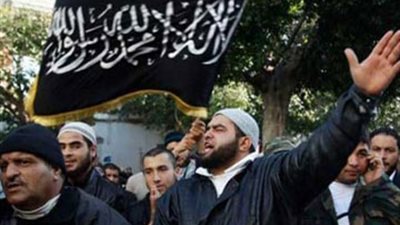 دعوات تونسية لحجب مواقع «أنصار الشريعة».. التنظيم يضم 100 ألف متطرف.. ويستغل الصفحات الإلكترونية لنشر ثقافة العنف والتحريض على القتل.. ويدعو إلى «أسلمة» جميع الأنشطة في تونس