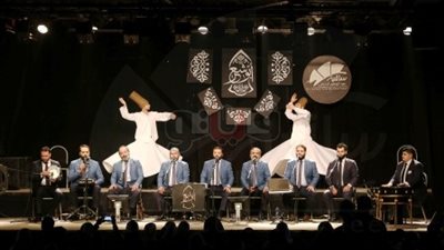 «الإخوة أبو شعر» تنظم سهرة إنشاد ديني في الساقية (صور)