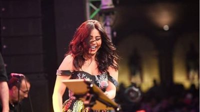 5 مشاهد من حفل شيرين عبد الوهاب في دبي.. أبرزهم الغناء لـ«يارا»