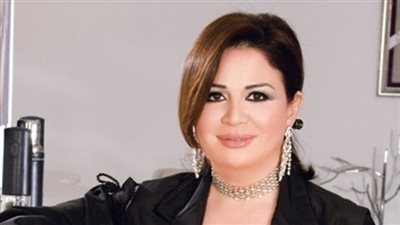 إلهام شاهين: «ننتظر تدخل الجيش.. يارب خلصنا من الإخوان»