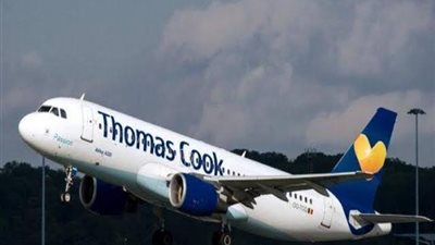 إفلاس توماس كوك يوجه ضربة للسياحة المصرية.. إلغاء حجوزات 25 ألف سائح في مصر.. وسلطة الطيران المدني البريطاني تتولى نقل العالقين بالمطارات.. و60% نصيب تركيا من الأزمة
