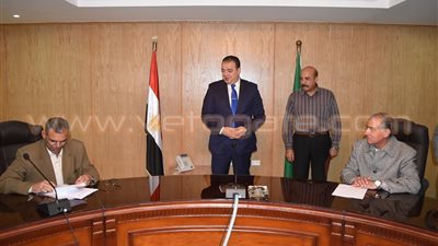 بالصور.. محافظ الفيوم يشهد توقيع بروتوكول تعاون لتطوير ميدان السواقي