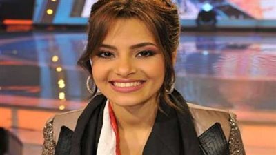 كارمن سليمان عن اعتزال «شيرين»: «كله إلا أنتي»