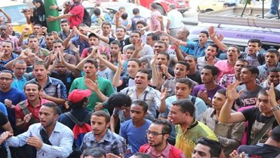 انتهاء مظاهرات طلاب الدبلومات الفنية أمام 