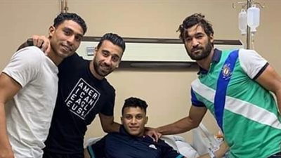 لاعب المقاصة يجري عملية الرباط الصليبي