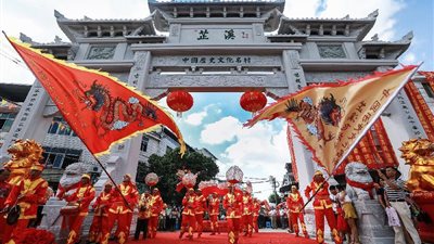 بلاد الساموراي.. الصين تحتفل بمرور 70 عامًا على تأسيسها (تقرير)