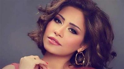 بالفيديو والصور.. 6 مواقف صادمة لـ«شيرين عبد الوهاب»..اتهامها لنصر محروس البداية.. صورة البكاء والاعتداء على شريف منير ضمن القائمة.. إعلان الاعتزال آخر القرارات.. وخبير نفسي: شخصية انفعالية