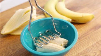 ماسك الموز وزيت اللوز لبشرة ناعمة