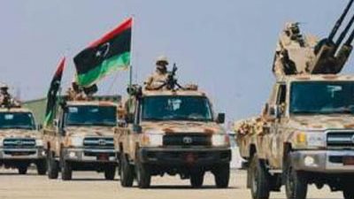 الجيش الليبي يتصدى لمحاولة تقدم «داعش» غرب بنغازي