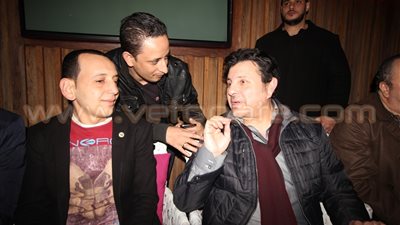 بالصور.. مفاجأة أعضاء «الموسيقيين» لهاني شاكر