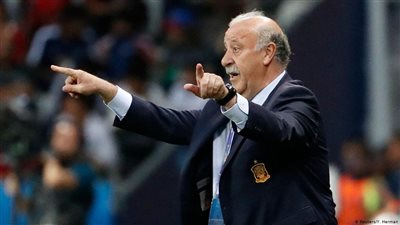 دل بوسكي يحدد خليفة ميسي ورونالدو