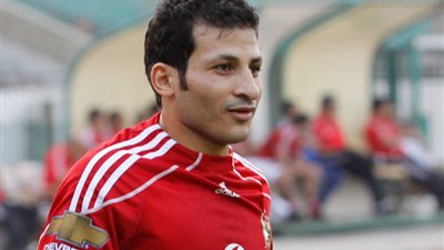 «معوض» يعود من ألمانيا.. غدًا