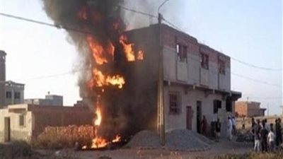 انتداب المعمل الجنائي في حريق منزلين بالعياط