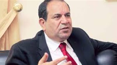 وزير الثقافة الأردني السابق يزور طاقم «شاعر المليون»