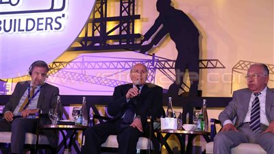 بالفيديو والصور.. «الإنتاج الحربي» تدرس إنشاء مصنع للحاويات