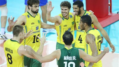 بالصور.. البرازيل تفوز على إيطاليا في قبل نهائى الدوري العالمي لـ