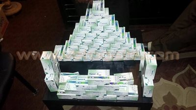 حبس أشهر مروجة للمخدرات بالإسماعيلية ضبطت مُتلبسة بأقراص مخدرة