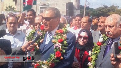 محافظ الغربية يشارك المواطنين في احتفالات أكتوبر