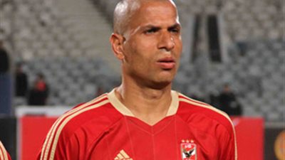 «جمعة»: رقم 24 محجوز لأحمد فتحى لحين حسم احترافه في «أرسنال»