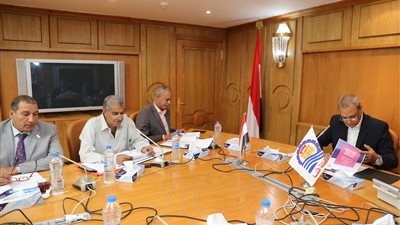 عرض الخطة السكانية لمحافظة قنا للعام 2018-2019 (صور)