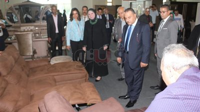 افتتاح معرض 