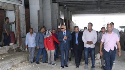 محافظ الجيزة ينذر شركات الجمع السكني بإلغاء التعاقد مع المقصرين