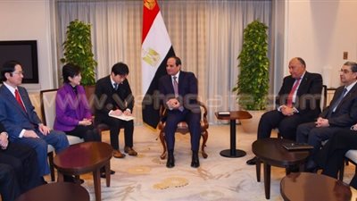 السيسي يلتقي وفد مجلسي النواب والمستشارين بالبرلمان الياباني.. يؤكد اعتزازه بعلاقات الصداقة التاريخية بين البلدين.. يعرب عن سعادته بزيارته الأولى إلى طوكيو..يشيد بلقاءاته مع مختلف القيادات والمسئولين