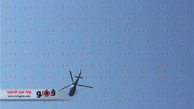 طائرة عسكرية تطوف محيط ميدان التحرير