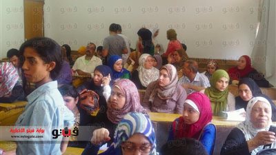بالصور.. تسجيل رغبات الالتحاق بالجامعات في «عين شمس»