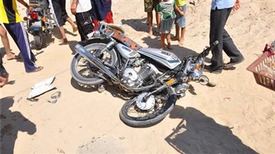 إصابة شخصين في انقلاب دراجة نارية بالعريش