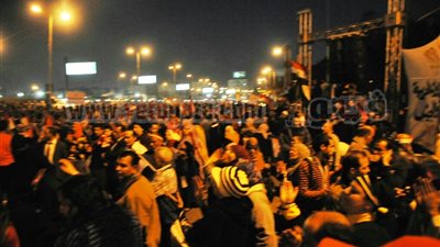 بالفيديو.. منصة النصب التذكارى تتغنى بموال 