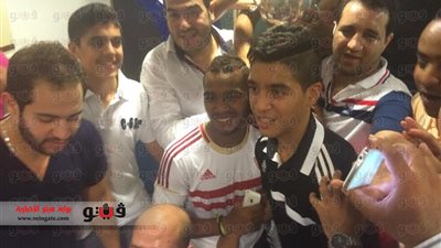 بالصور.. مسئولو الزمالك يحتفلون بكأس مصر على طريقتهم الخاصة