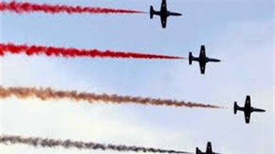 الطائرات العسكرية ترسم علم مصر في سماء 