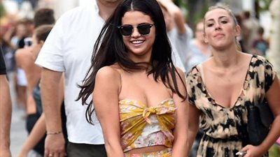 بالفيديو.. سيلينا جوميز ترقص على أنغام مارلين مونرو