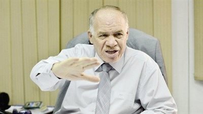 نقابة العاملين بالنظافة تطالب بإقالة رئيس الهيئة