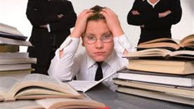 تعرفي على أسباب ضعف التحصيل الدراسي لدى طفلك