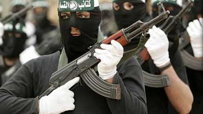 معاريف: «حماس» تخترق الهدنة المؤقتة مع «إسرائيل»