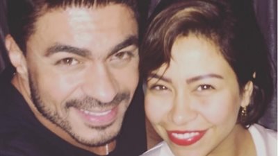 خالد سليم لـ«شيرين»: «عارف إنك في مرحلة وهتعدي»