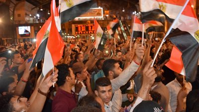 وزير الرياضة يودّع أولى أفواج قطار الشباب للأقصر وأسوان