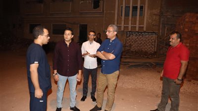 محافظ سوهاج يستجيب لطلب طبيب بتوفير أدوية وكراسي لمستشفى دار السلام (صور)