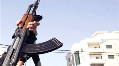 حملات تفتيشية بصحراوي قنا لضبط مرتكبي واقعة إطلاق نار على ضابط وخفير