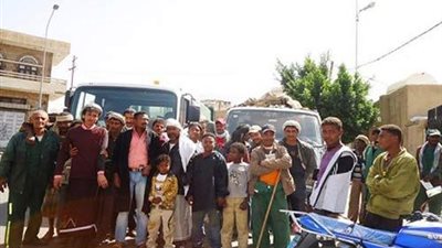 اعتصام مفتوح لعمال النظافة والإنقاذ والخبز بأسيوط