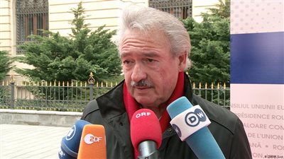 وزير خارجية لوكسمبورج يحث ألمانيا على تحمل مسئولية أكبر