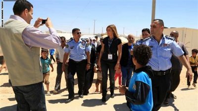 بالصور..كارول سماحة تزور اللاجئين السوريين في الأردن