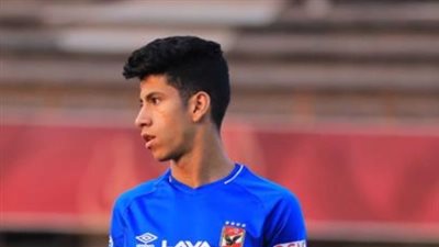 عمار حمدي يكتفي بجلسة في الجيم بمران الأهلي الصباحي