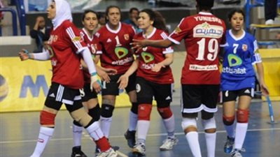 الأهلي يلتقي الشمس بنصف نهائي البطولة الأفريقية لسيدات الطائرة