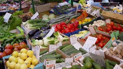 تباين أسعار الخضراوات في سوق العبور.. والطماطم تسجل 7 جنيهات