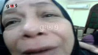 بالفيديو.. بكاء وصراخ في عزاء النقيب «محمد درويش»