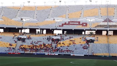 جماهير الأهلي تتوافد على برج العرب لحضور لقاء كانو سبور (صور)